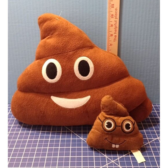 Lot Of 2 Poop Emoji Pillows Stuffed Plush Toys - Picture 3 of 3